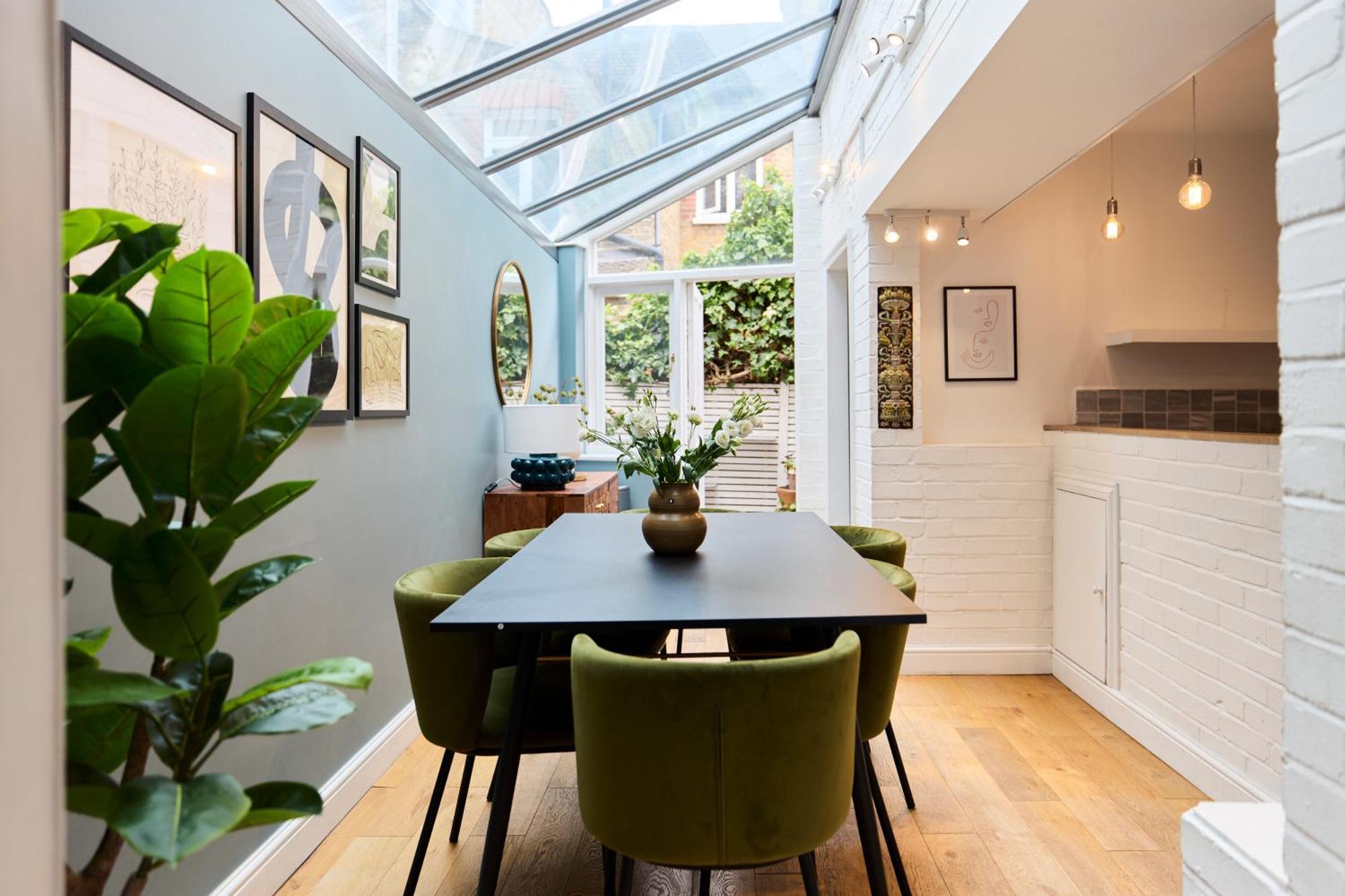 The Fulham Hideout - Modish 2Bdr Flat With Patio Apartment London Ngoại thất bức ảnh