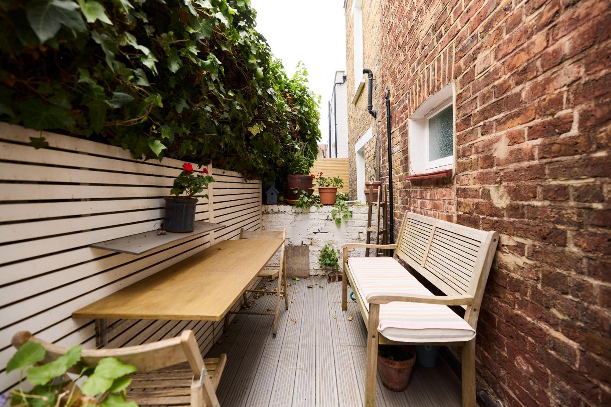 The Fulham Hideout - Modish 2Bdr Flat With Patio Apartment London Ngoại thất bức ảnh